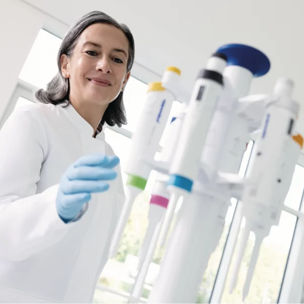 Pipety jednokanałowe Eppendorf Research 3 neo 5